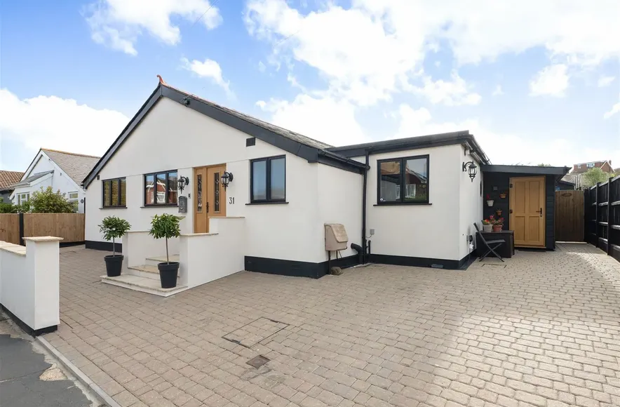 3 bedroom bungalow for sale