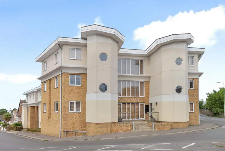 1 bedroom flat for sale